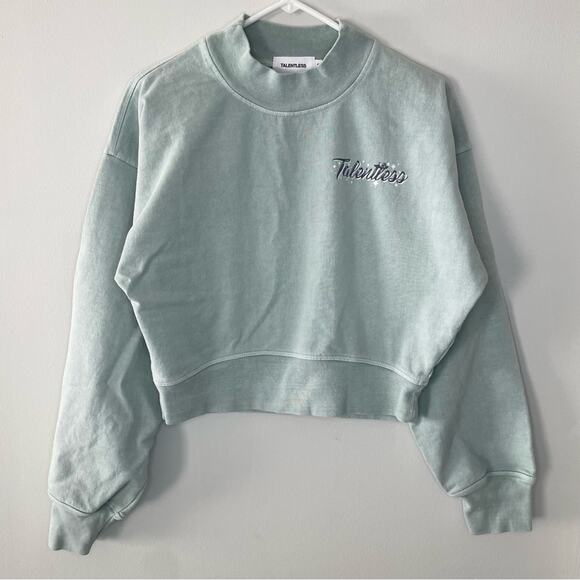 TALENTLESS Tops - TALENTLESS Mint The Dolman Crop Crew Size S